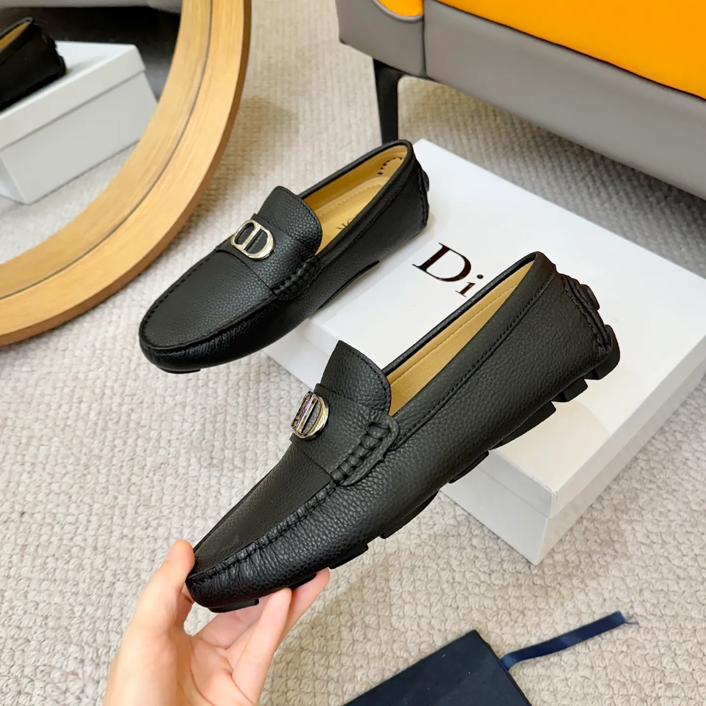 Men's clothing and shoes 💰420! (Yangli) Quality DIOR [Dior’s latest arrival] real auction hot-selling Doudou shoes 🔍DIOR) new Doudou shoes 👍Belgian designer Martin Margiela serves as Gucci shoe designer y full of charm, luxury style gentleman upper: imported cowhide, lining with spring sweat-absorbent first-layer sheepskin. Outsole Brand outsole, the last stitching on the bottom will never come off; equipped with classic Gucci exquisite hardware C D buckle💋The whole pair of shoes is fashionable and casual without losing high-end style; standard 38-46